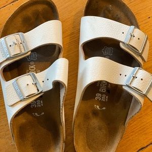 White Birkenstock’s